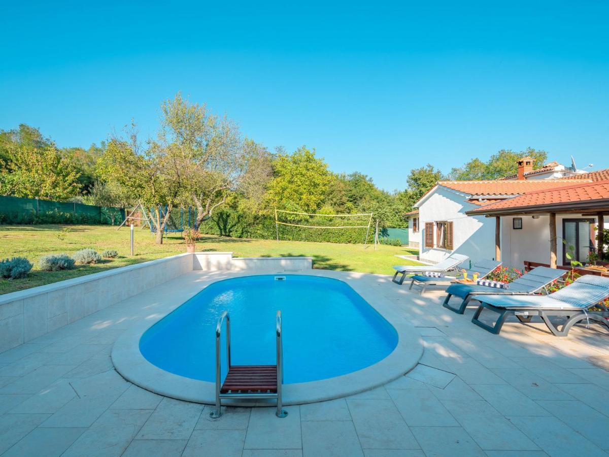 Holiday Home Hacienda - Pzn316 By Interhome Tinjan Ngoại thất bức ảnh