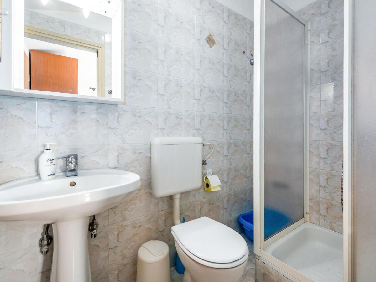 Holiday Home Hacienda - Pzn316 By Interhome Tinjan Ngoại thất bức ảnh